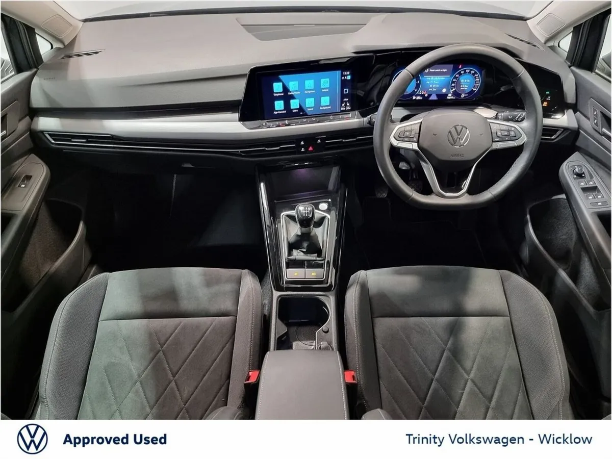 Volkswagen Golf ** BEST VALUE ** STYLE ** 2.0 TDI - Image 2