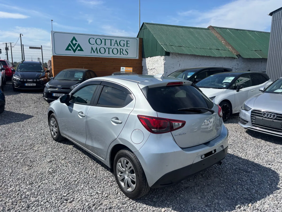 Mazda Demio - Image 4