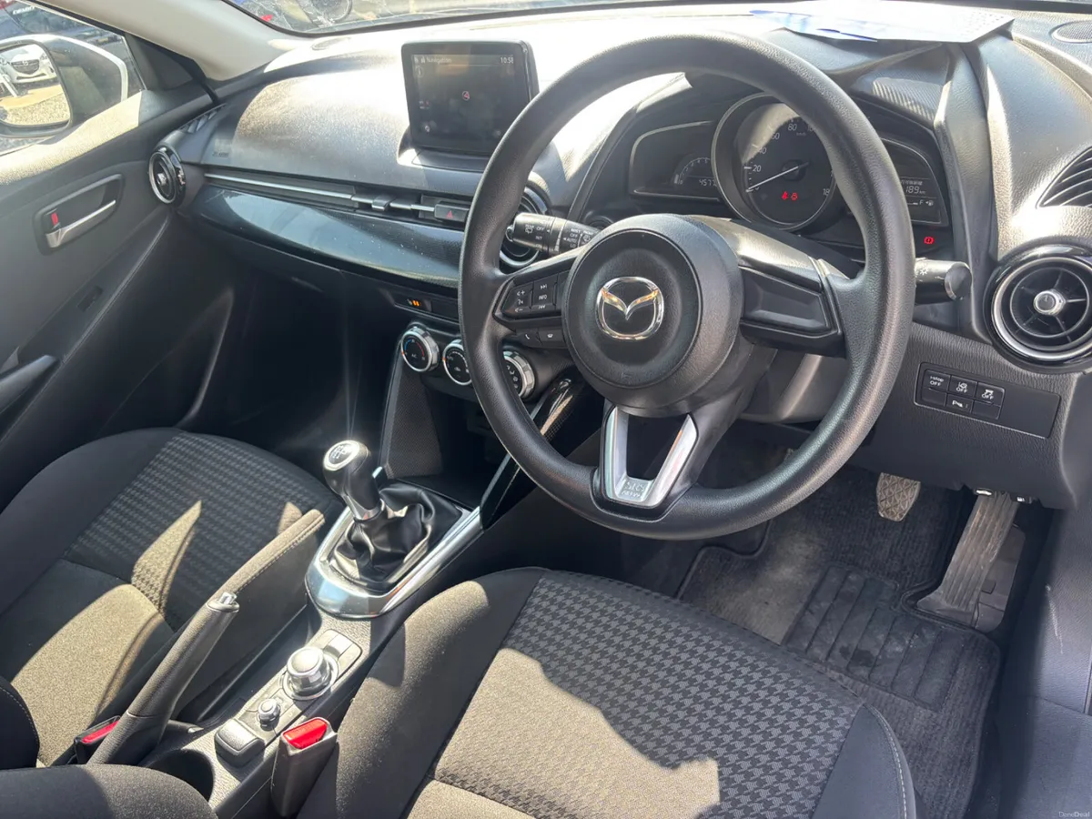 Mazda Demio - Image 3