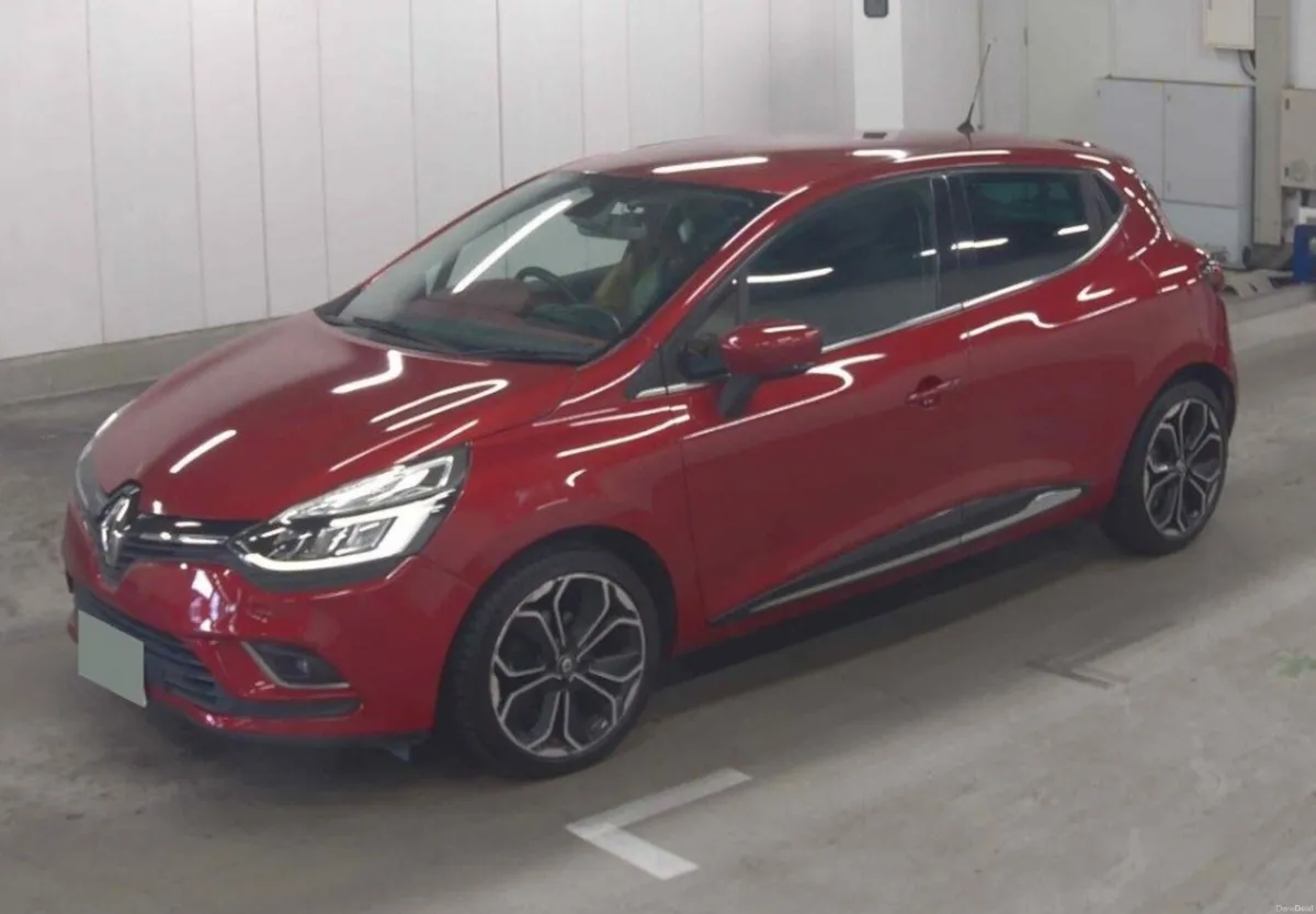 2017 Renault Clio Automatic - Image 2