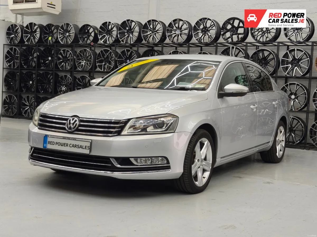2012 Volkswagen Passat  TSI BlueMotion - Image 2