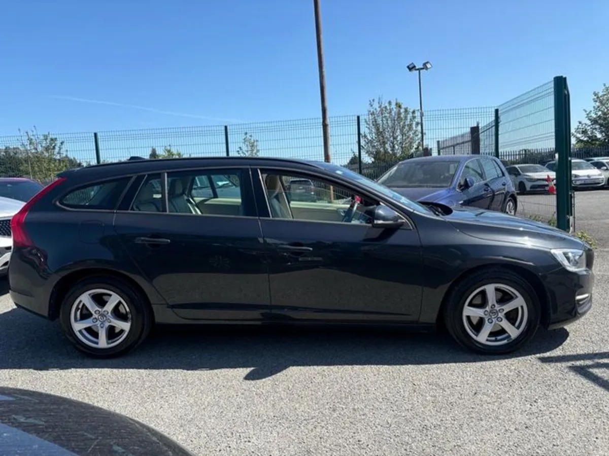 2015 Volvo V60 D4 2.0L Diesel Estate NCT + Taxed - Image 2