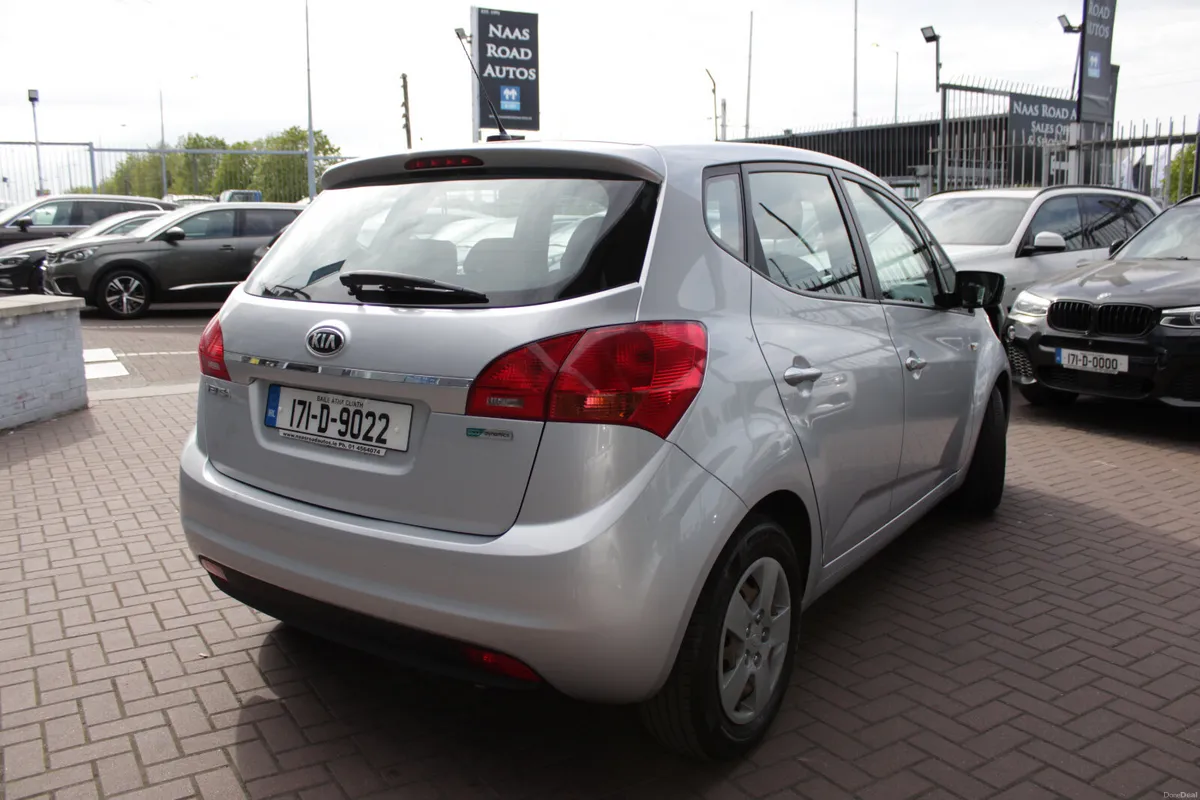 2017 KIA VENGA 1.4 MPV - Image 4