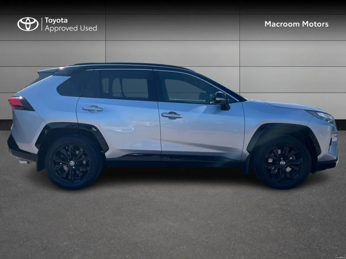 Toyota RAV4 Hybrid Sport - Image 3