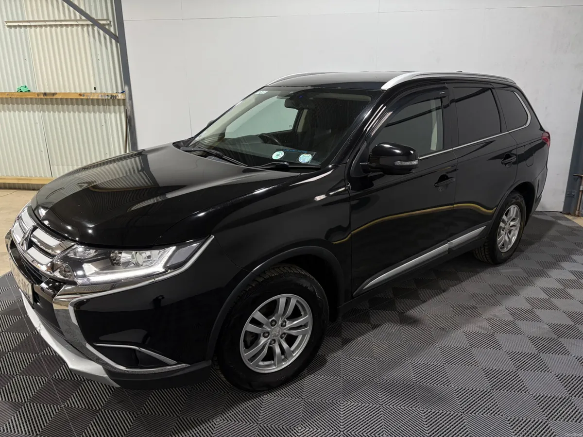 2018 Mitsubishi Outlander 4X4 2.3 Commercial - Image 4