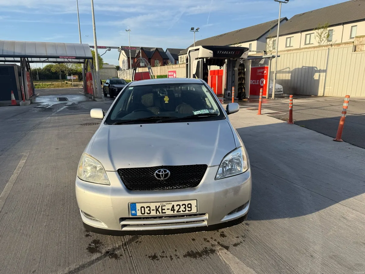 Toyota Corolla 2003 - Image 2