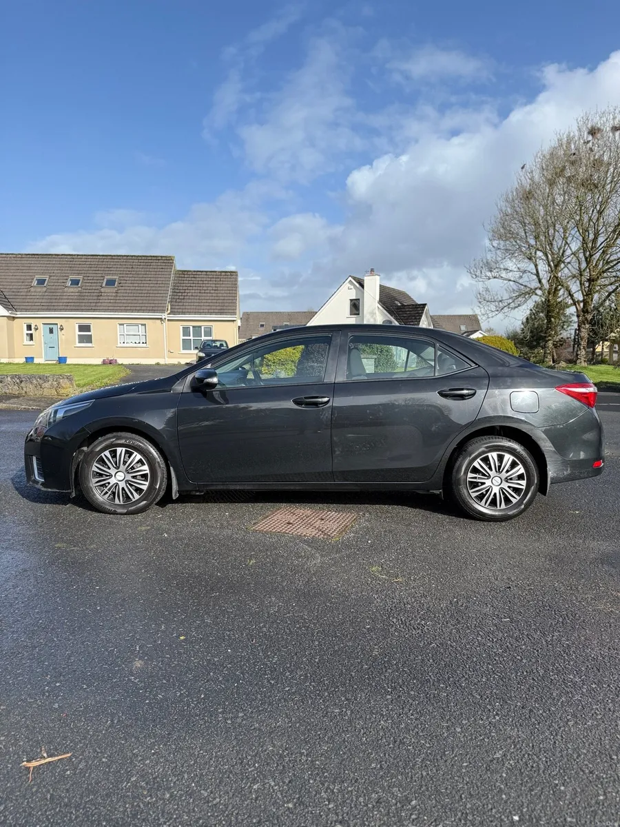 Toyota Corolla Full Toyota Service History - Image 4