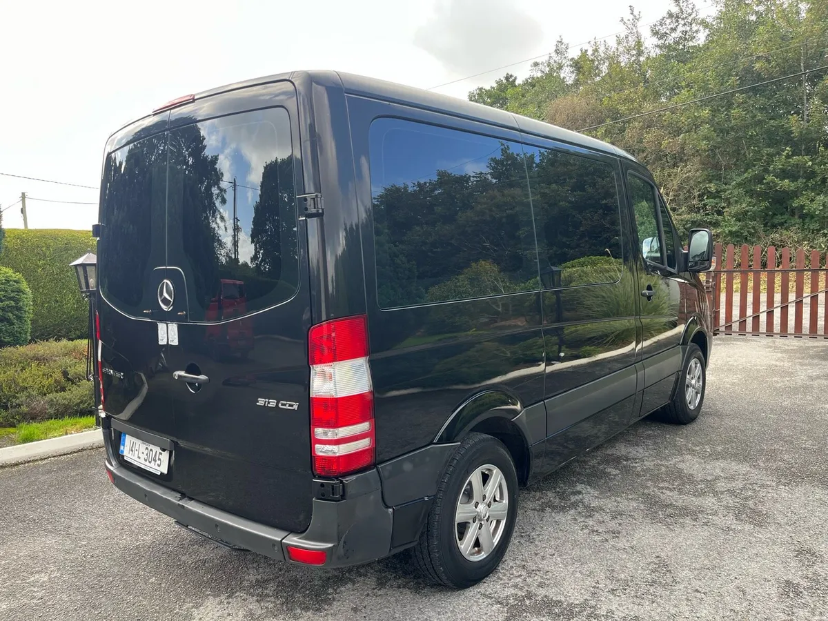 Mercedes Sprinter 2.2 Auto - 8 seater -low mileage - Image 4