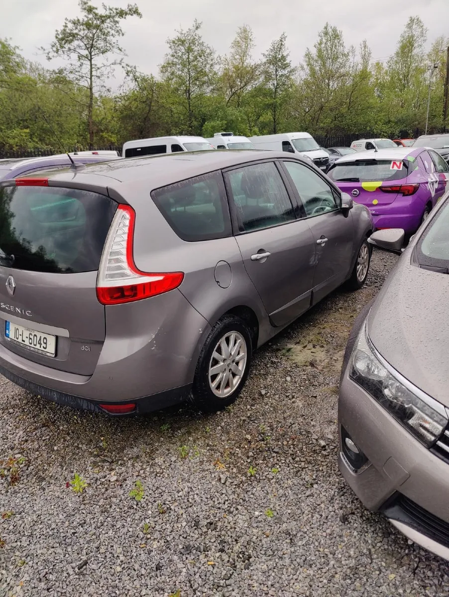 Renault Grand Scenic 2010 - Image 1