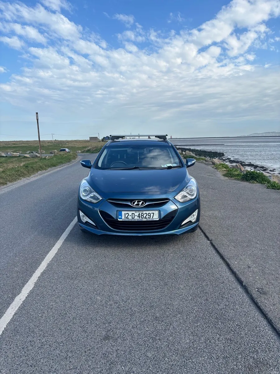 Hyundai i40 blue drive - Image 3