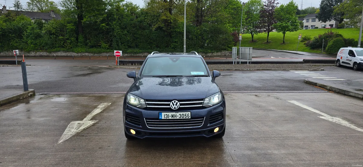 Volkswagen Touareg 2013 R-line Top Spec - Image 3