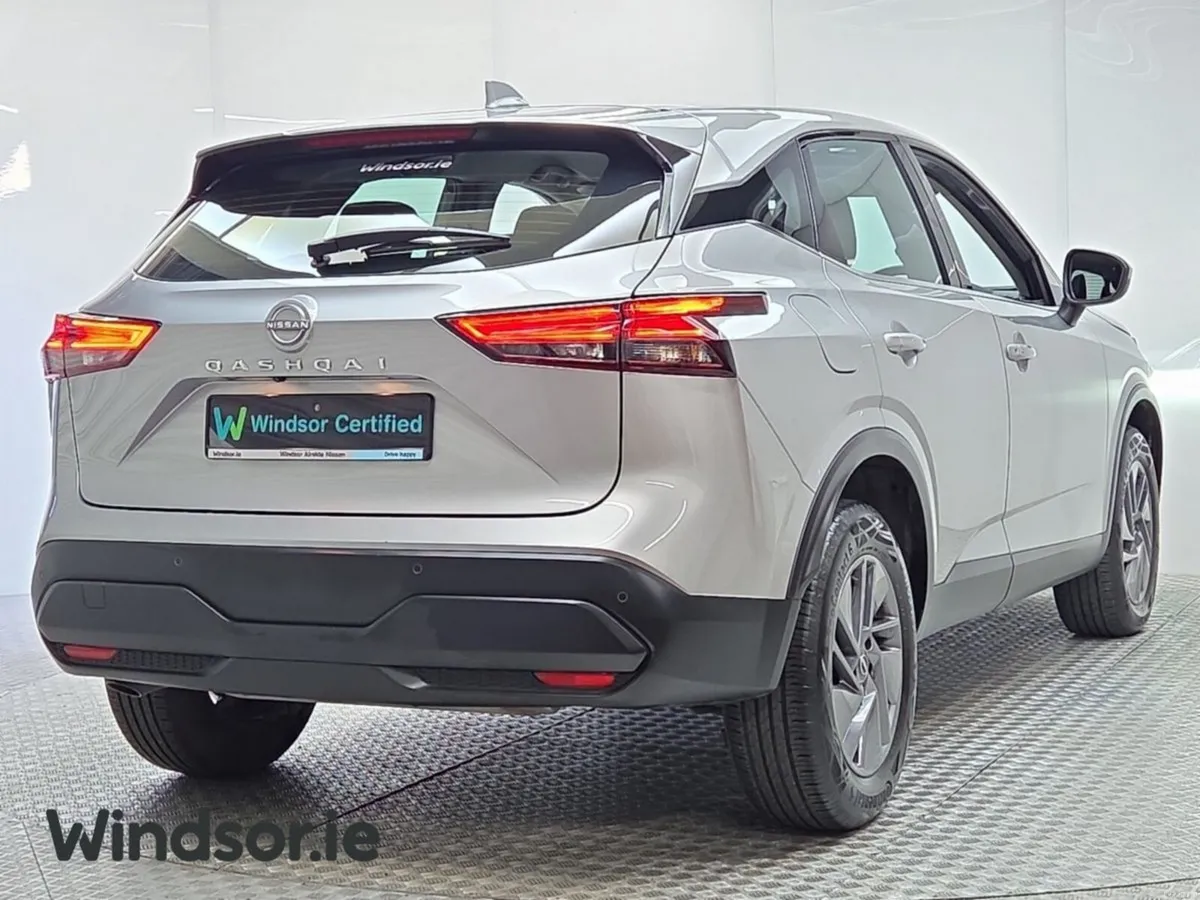 Nissan Qashqai 1.3 PET MILD HYBRID SV CVT *Scrappa - Image 3