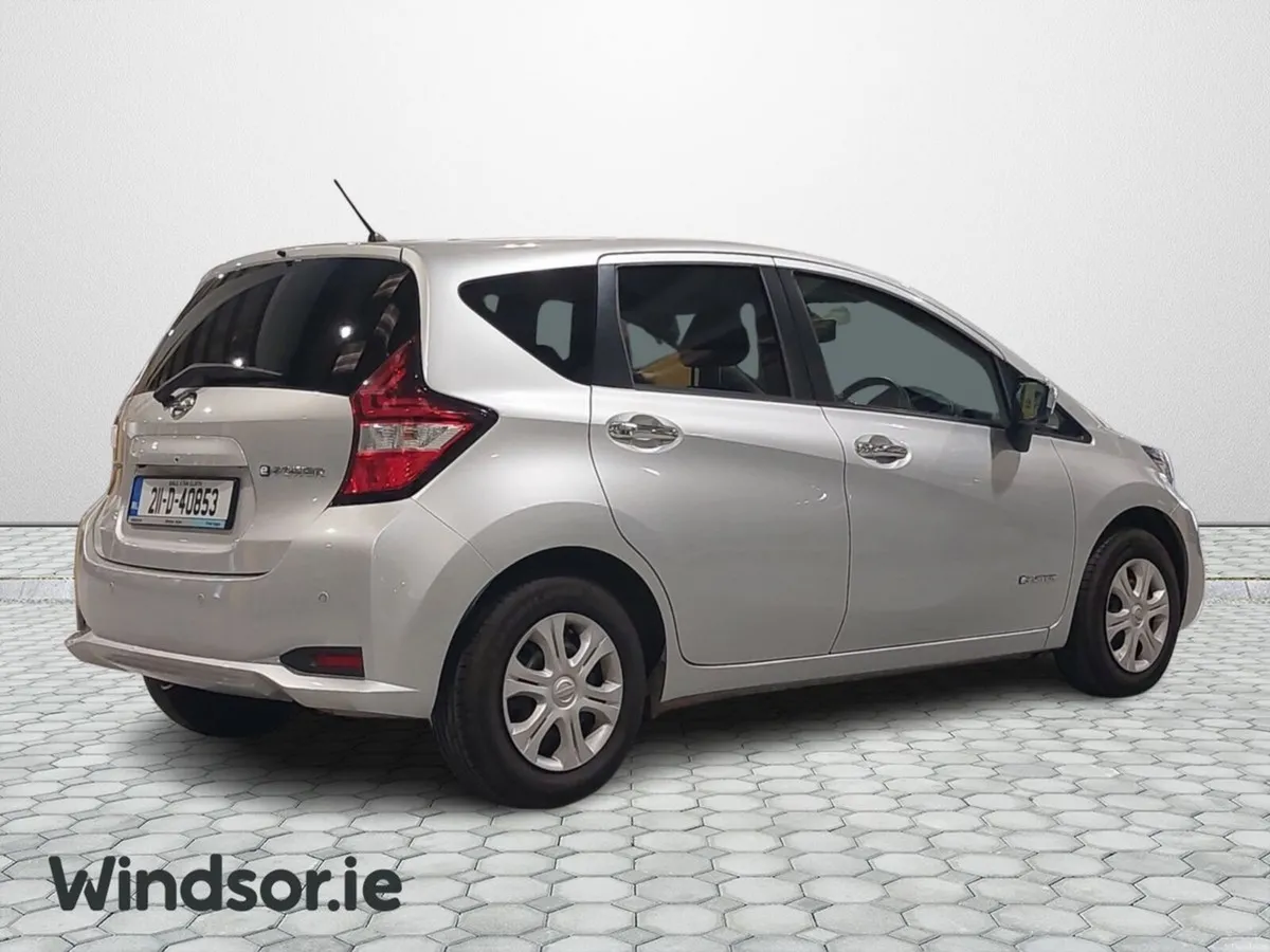 Nissan Note NOTE DAA-HE12 Hybrid - Image 3