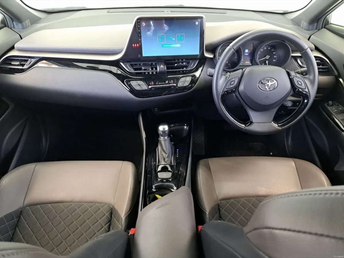 Toyota C-HR G HYBRID AUTO - Image 4