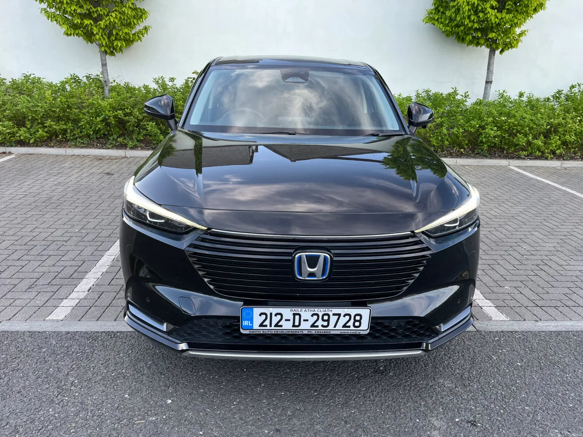 Honda Vezel 2021 NEW MODEL 1.5 PETROL HYBRID AUTO - Image 2