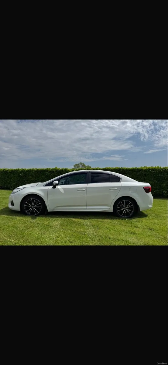 2017 Toyota Avensis 2.0 D-4D - Image 1