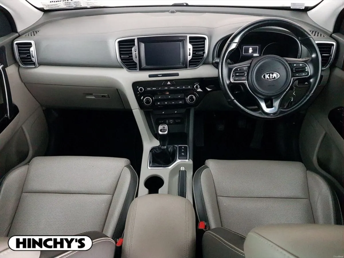 Kia Sportage 1.7 PLATINUM - Image 2