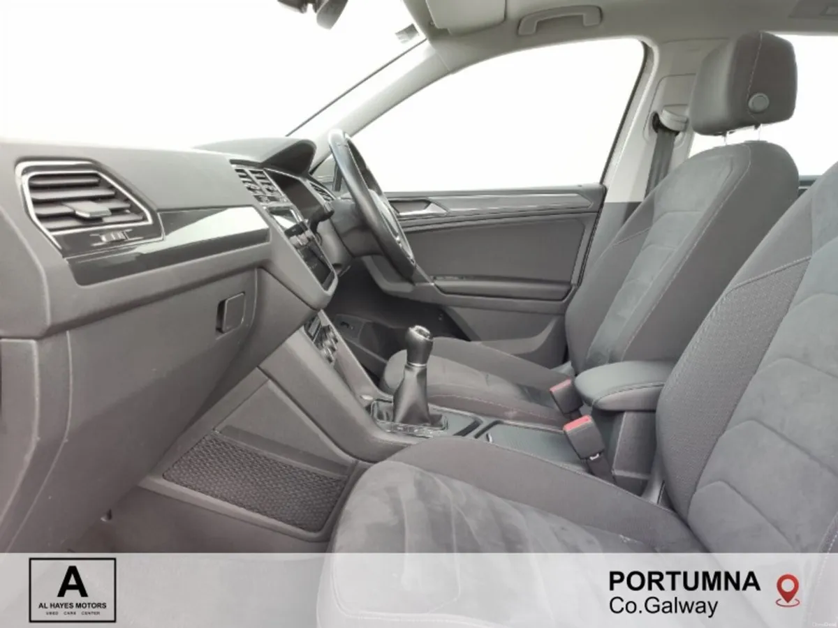 Volkswagen Tiguan HIGHLINE 2.0TDI 6SPEED 150BHP - Image 4