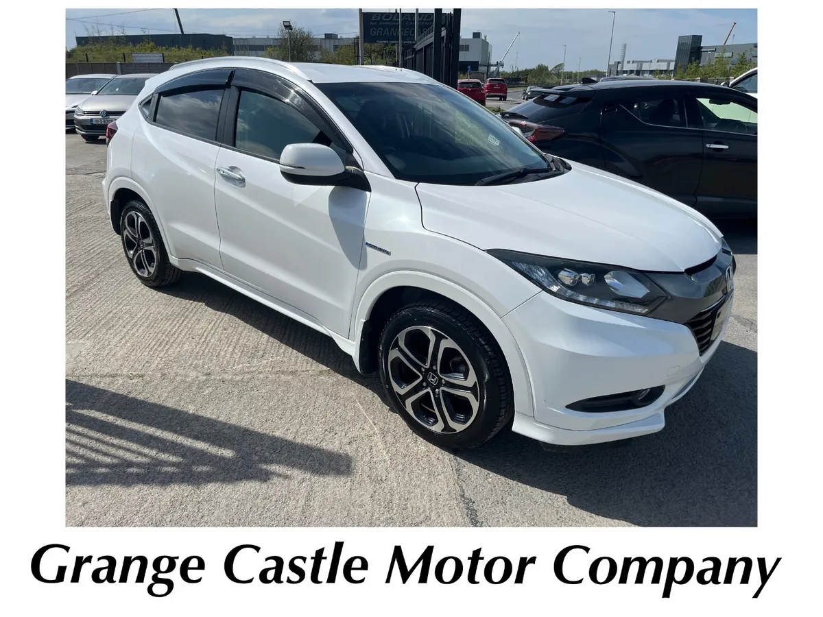 HONDA VEZEL 2015, 1.5 HYBRID AUTO LOW KMS - Image 1