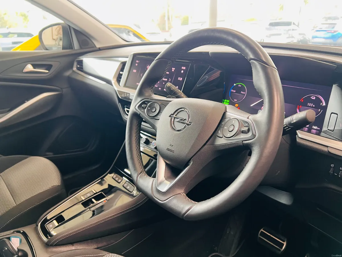 OPEL EDITION Plug In Hybrid As New Low Kms Huge Sp - Image 3