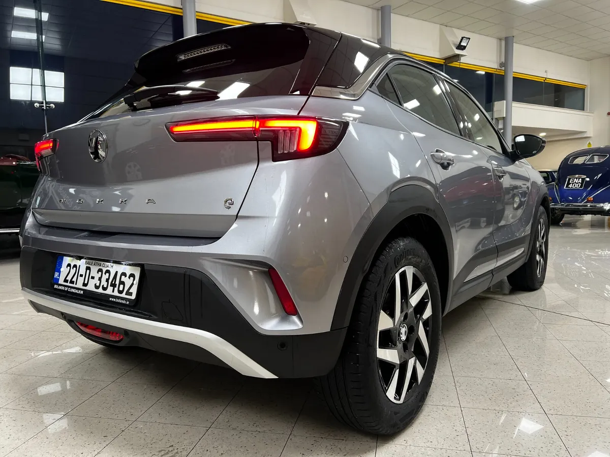 ELITE PREMIUM Full Electric Auto As New Superb Val - Image 2