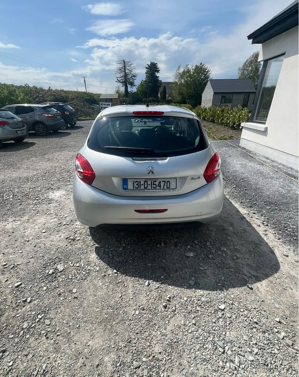 Peugeot 208 131 - Image 4