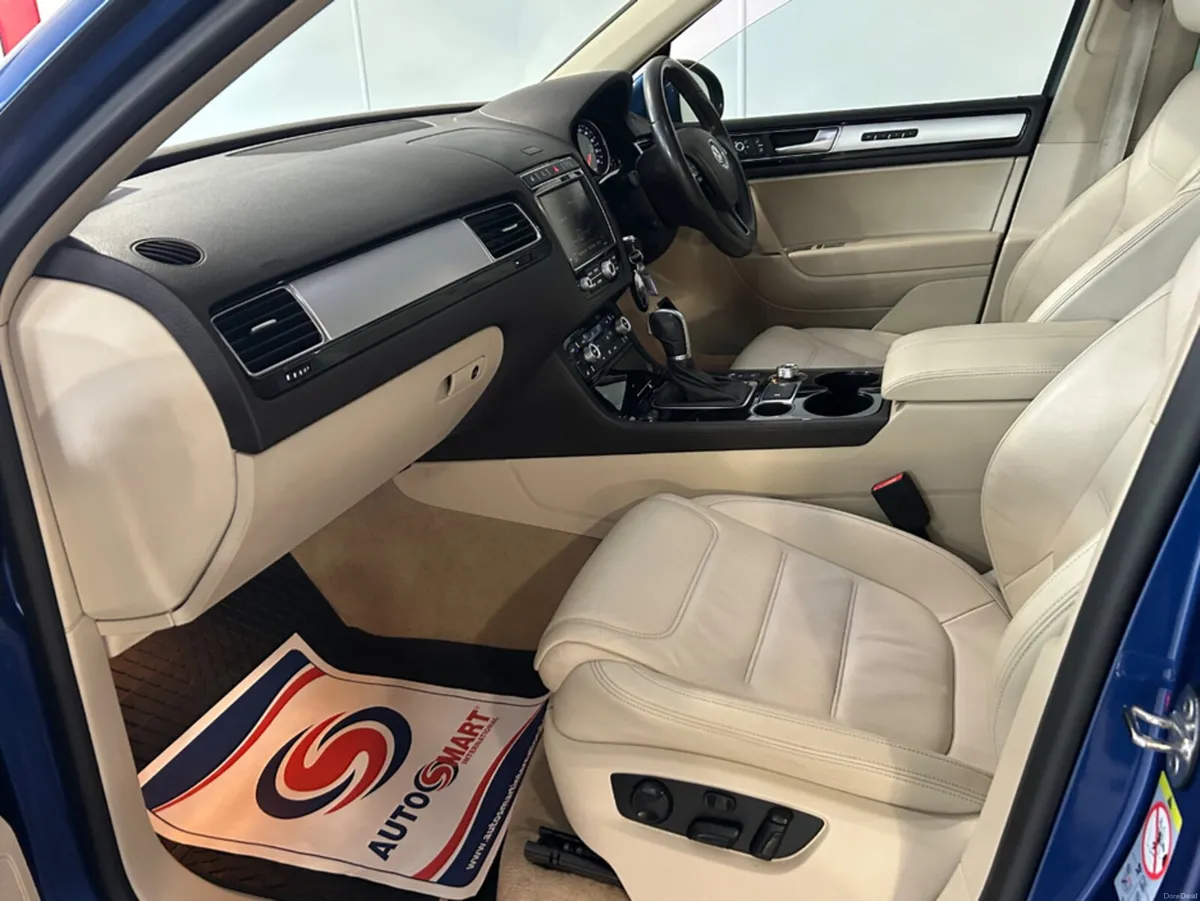 Volkswagen Touareg CV 3.0 TDI 262B 262BHP V6 5DR - Image 3