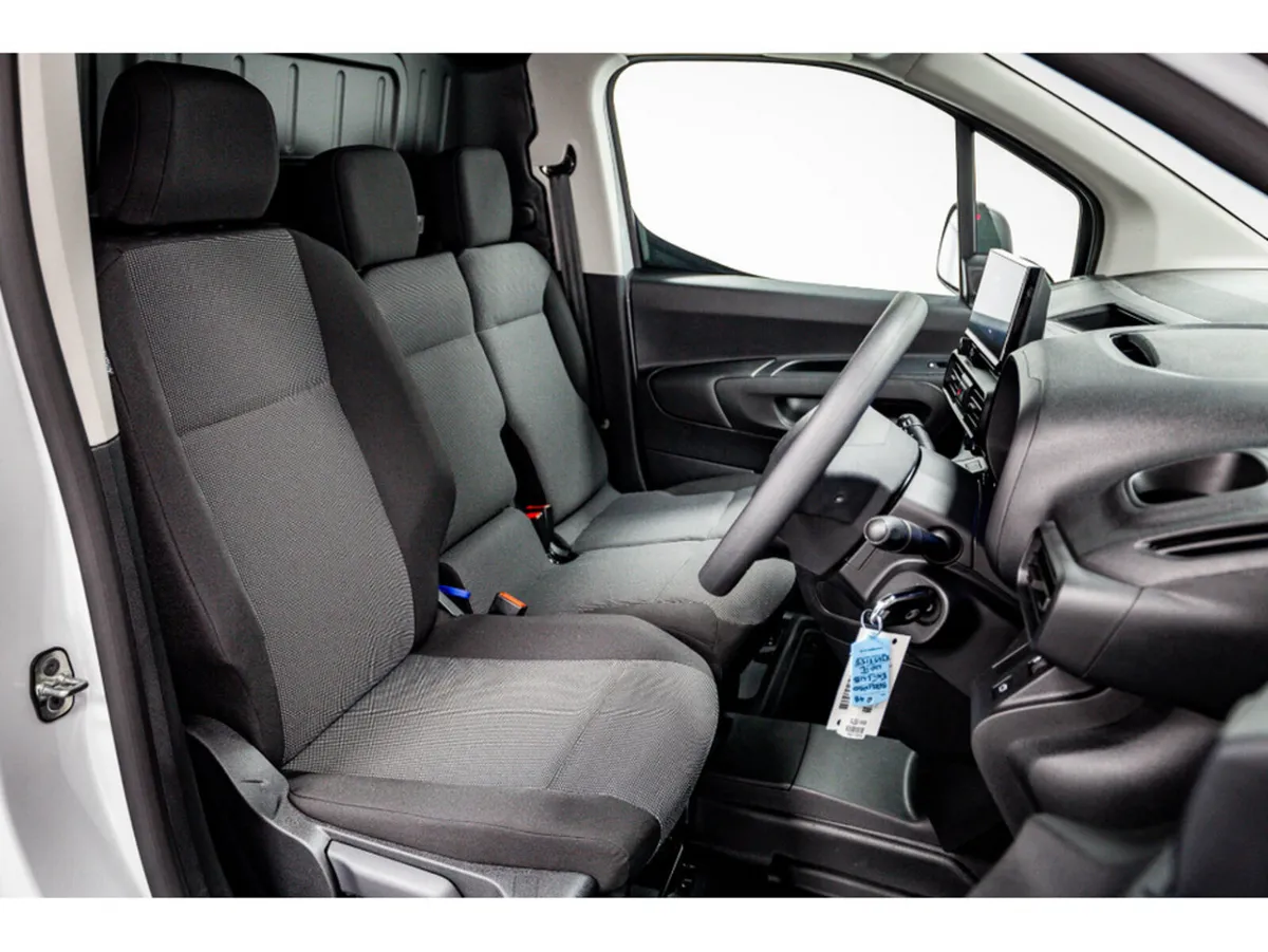 Citroen Berlingo Enterprise 1.5 Diesel 100HP LWB 6 - Image 3