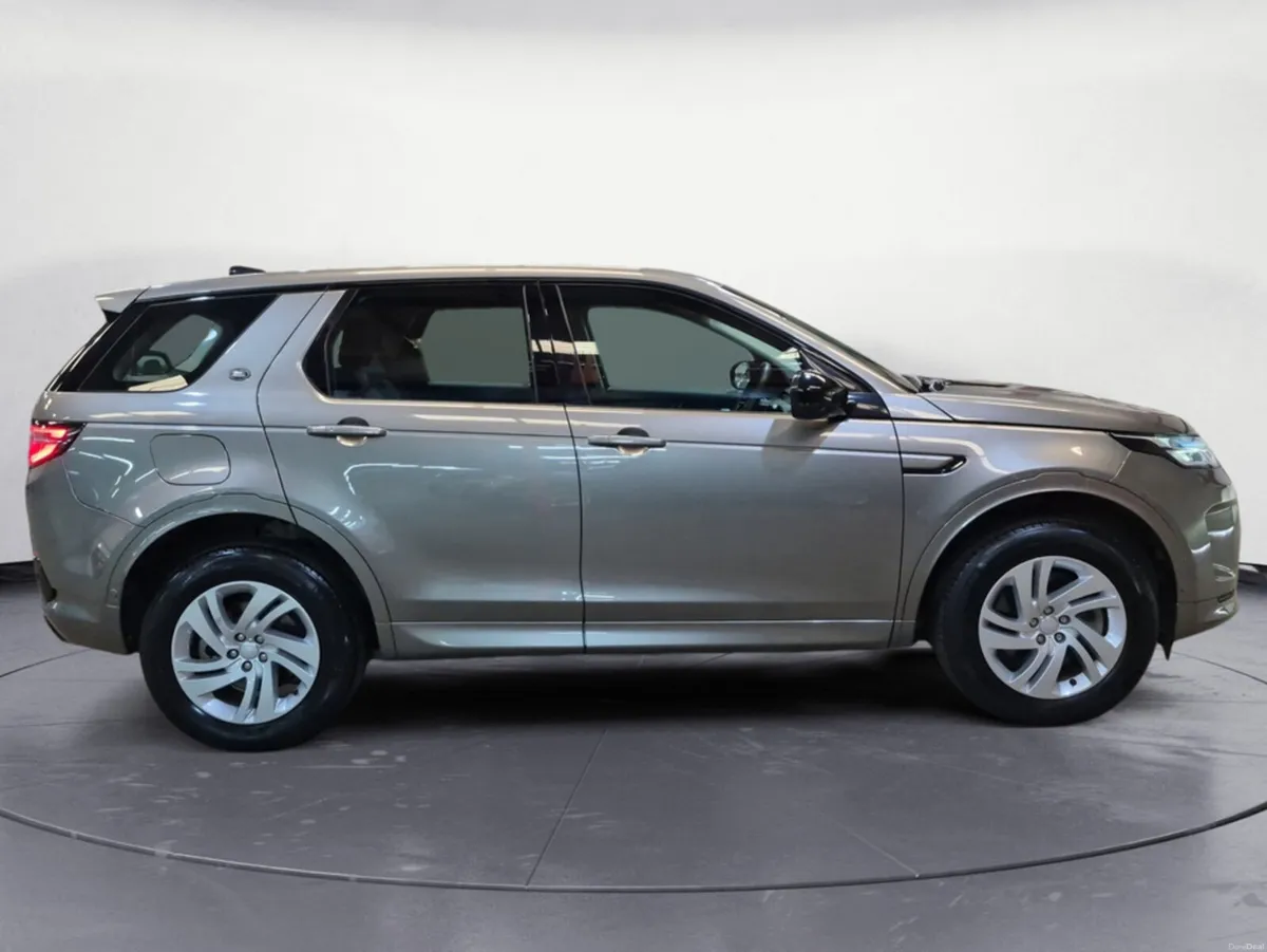 Land Rover Discovery Sport 1.5 PHEV S 5DR - Image 4