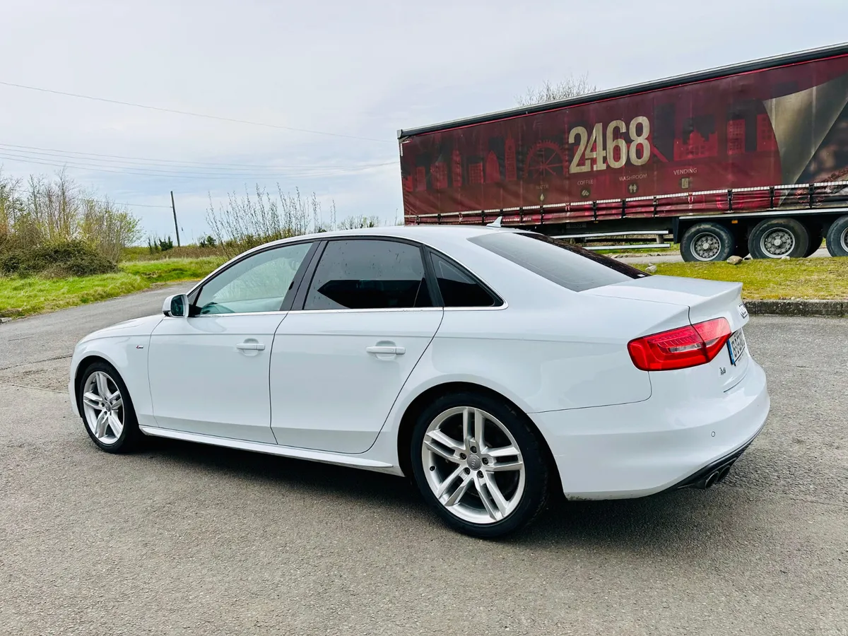 Audi A4 2015 - Image 4