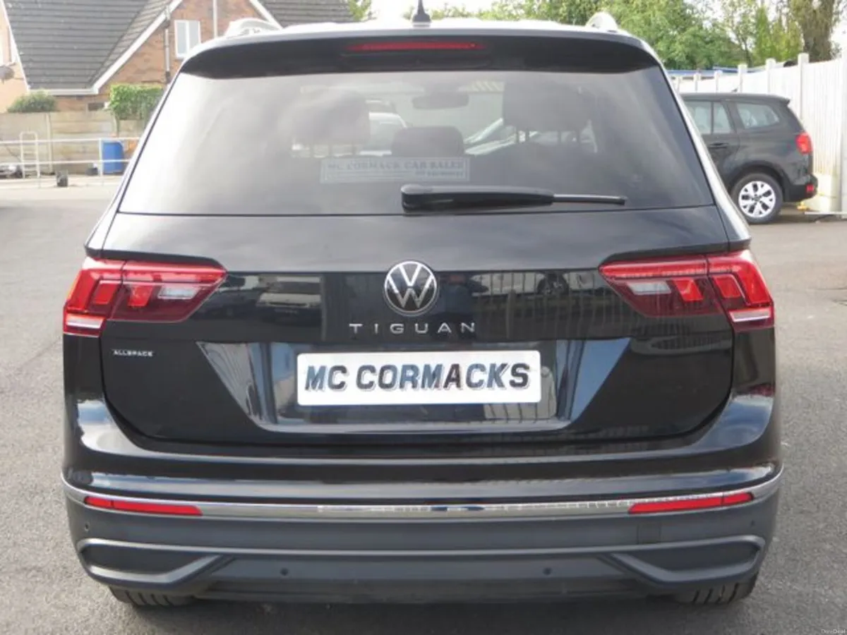 Volkswagen Tiguan Allspace LIFE 1.5 TSI , 7 SEATS - Image 4