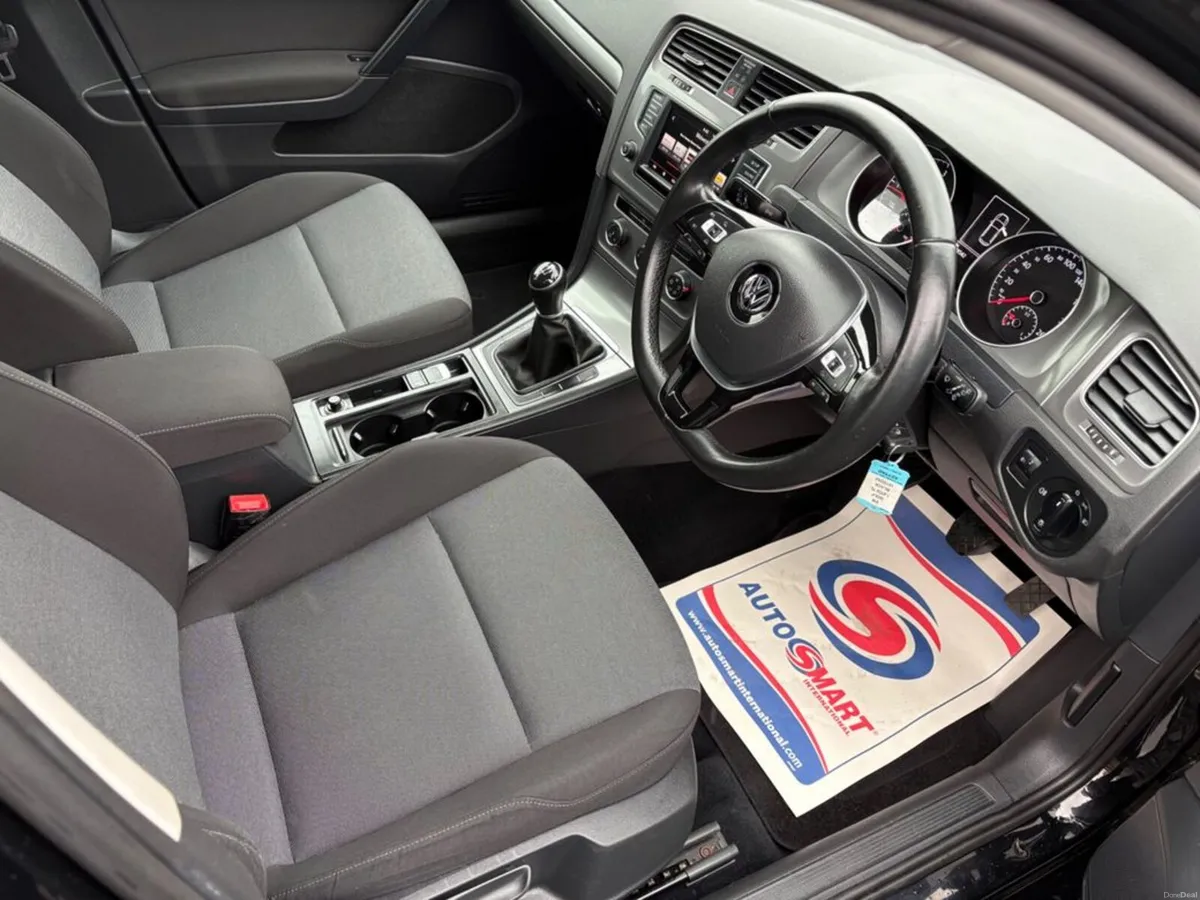 Volkswagen Golf 1.6 TDI 90 Trendline €11990 - Image 3
