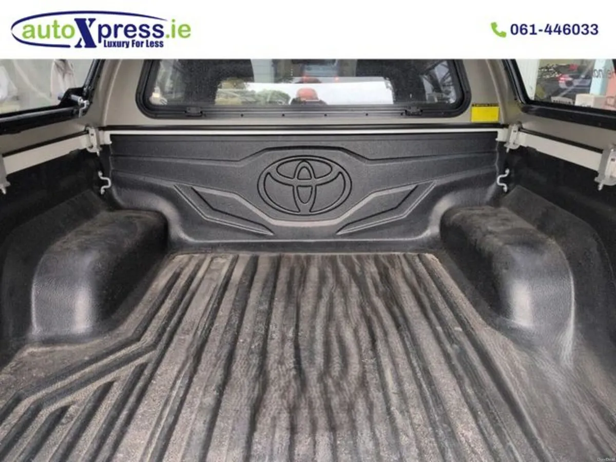 Toyota Hilux 4WD GR SPORT, ULTRA Low mileage, 360 - Image 4