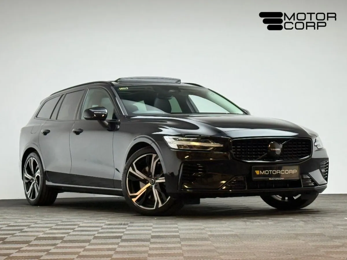 Volvo V60 ULTRA DARK T8 2.0 AWD 455HP *PAN ROOF* - Image 1