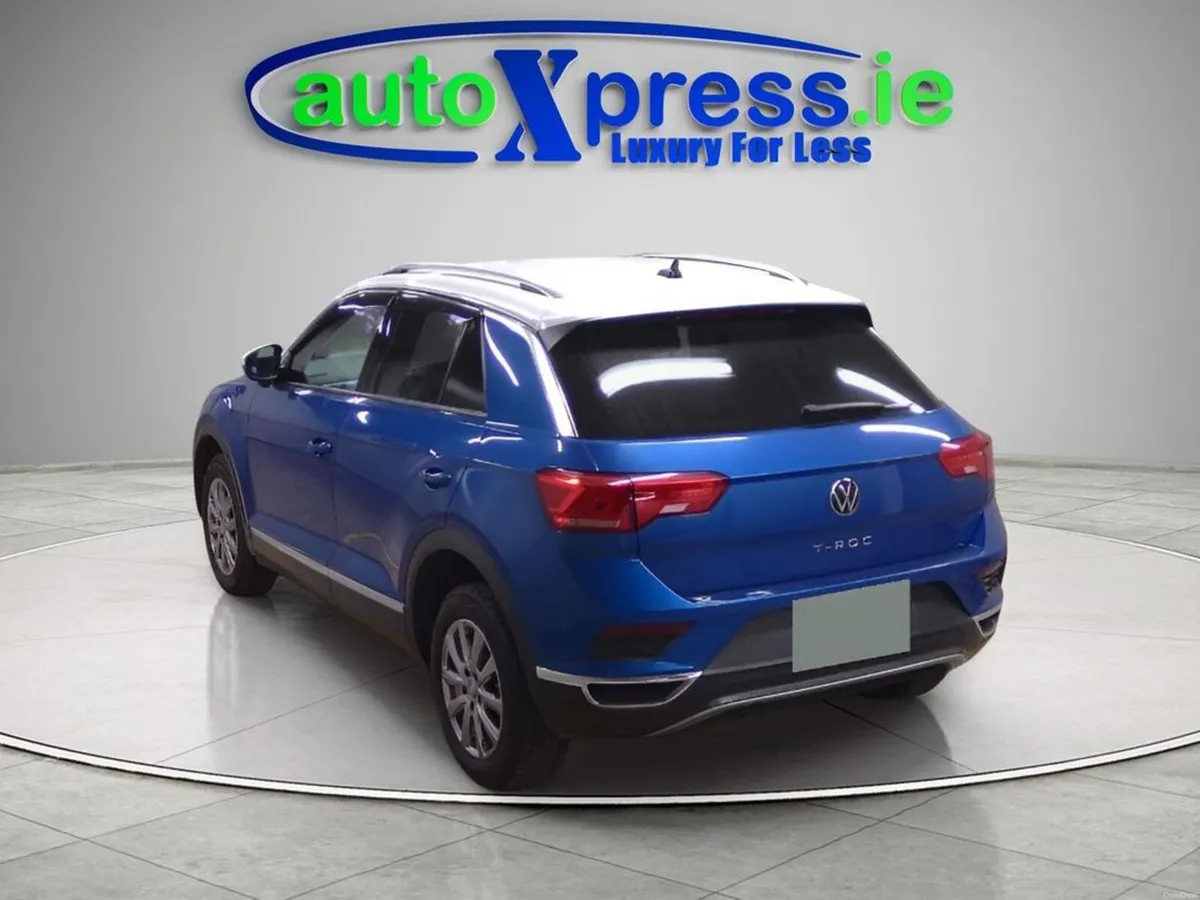Volkswagen T-Roc 2.0 TDI STYLE DESIGN , Low mileag - Image 3
