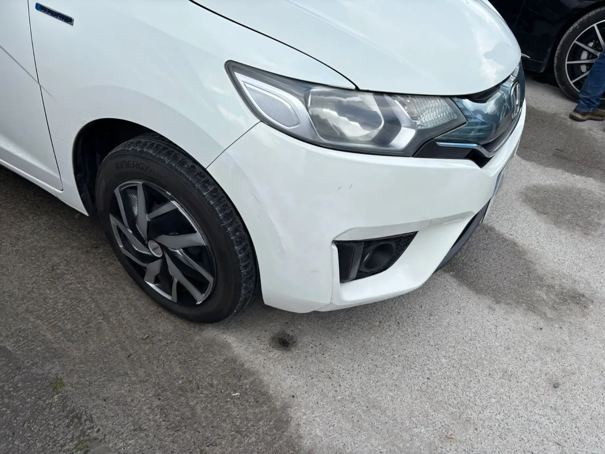 Honda Fit 2015 automatic.  Hybrid. Nct&taxed .€699 - Image 2