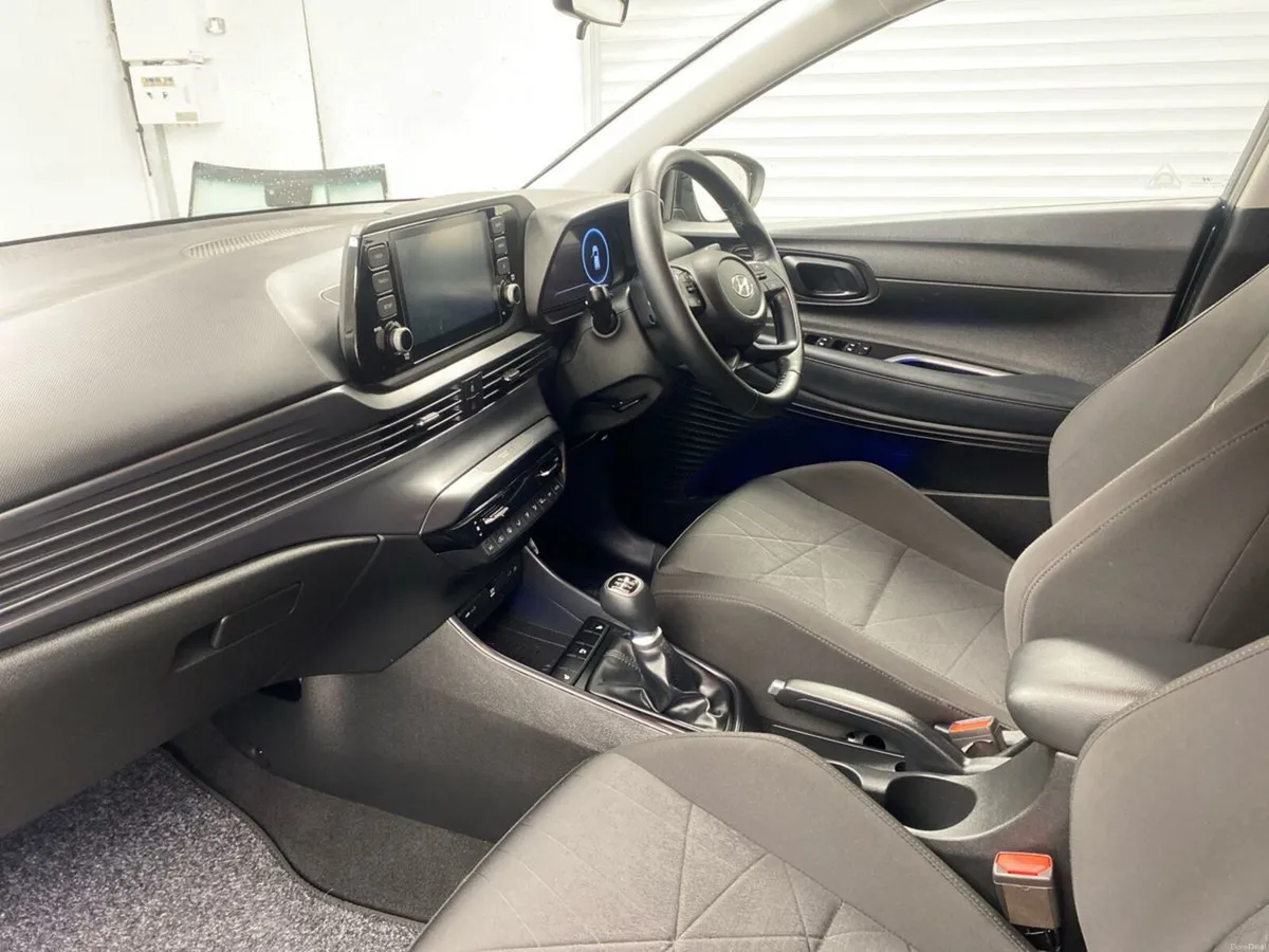 Hyundai Bayon Executive 1.2 Manual - Image 3
