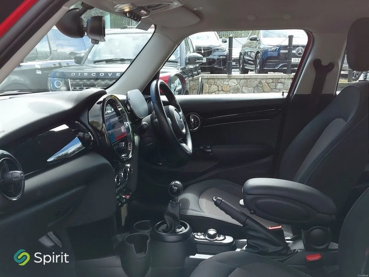 Mini Cooper Classic - Image 4