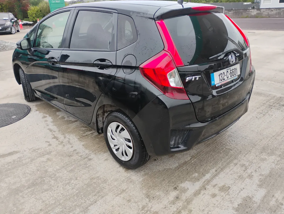 Honda Fit 2013 - Image 4