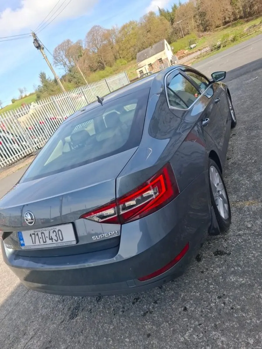 2017 Skoda Superb 2.0tdi DSG - Image 4