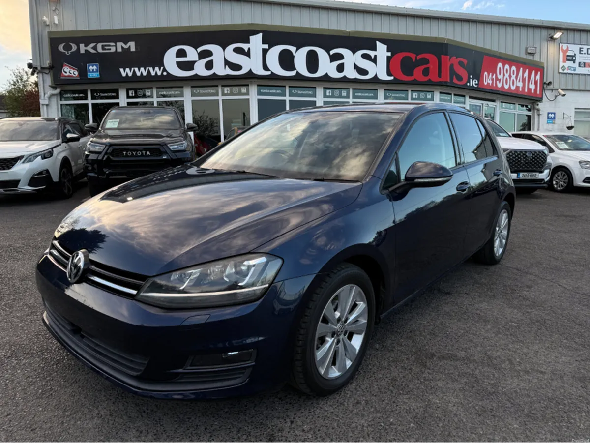 Volkswagen Golf 1.4 TFSI AUTOMATIC - REVERSING CAM - Image 1