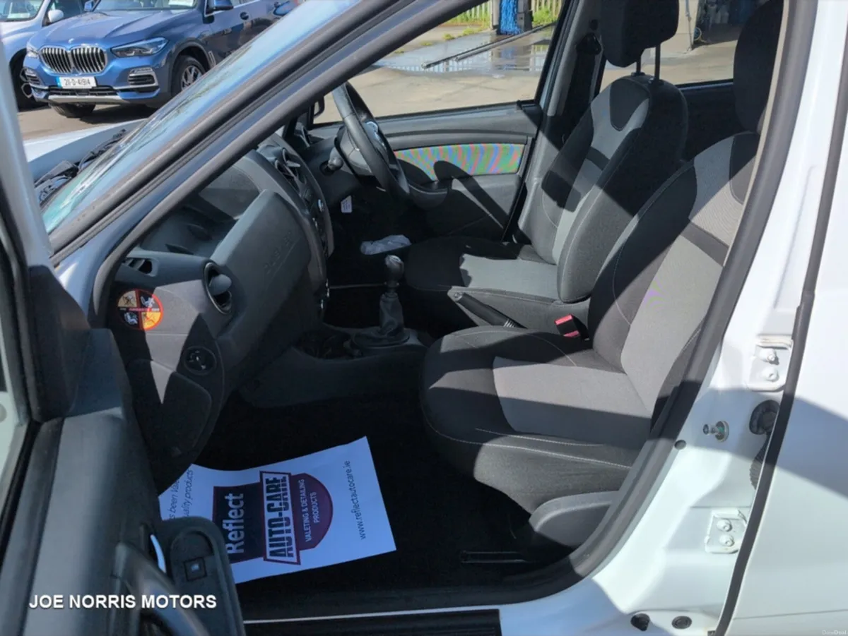 Dacia Duster SIGNATURE 1.5 DCI 110  NEW NCT - Image 4