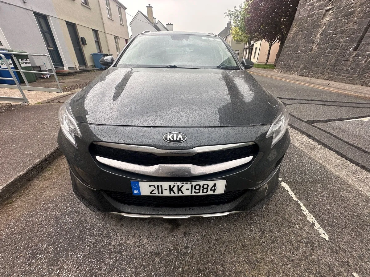 Kia XCeed 2021  Hybrid NCT04/28 - Image 2