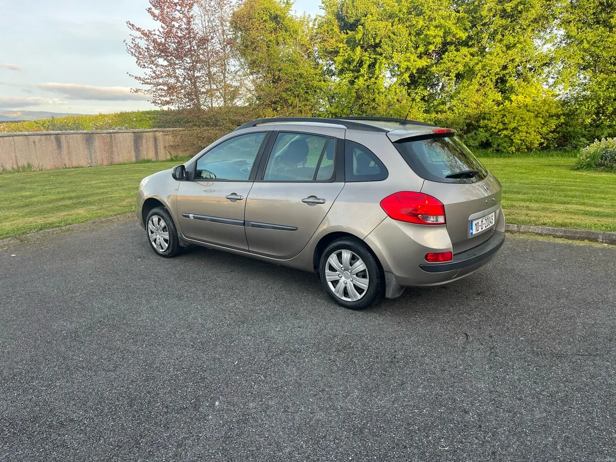 2010 Renault Grand Clio 1.2 Petrol (small km) - Image 1