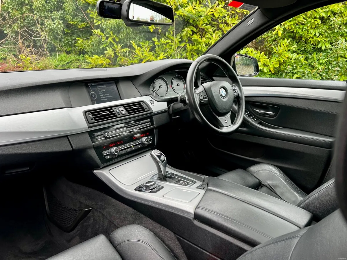 BMW 530d M-SPORT SUNROOF NCT 4/27 STUNNING COND - Image 4