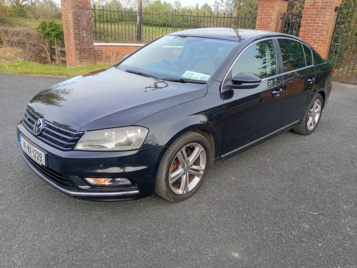 Volkswagen Passat - Image 2