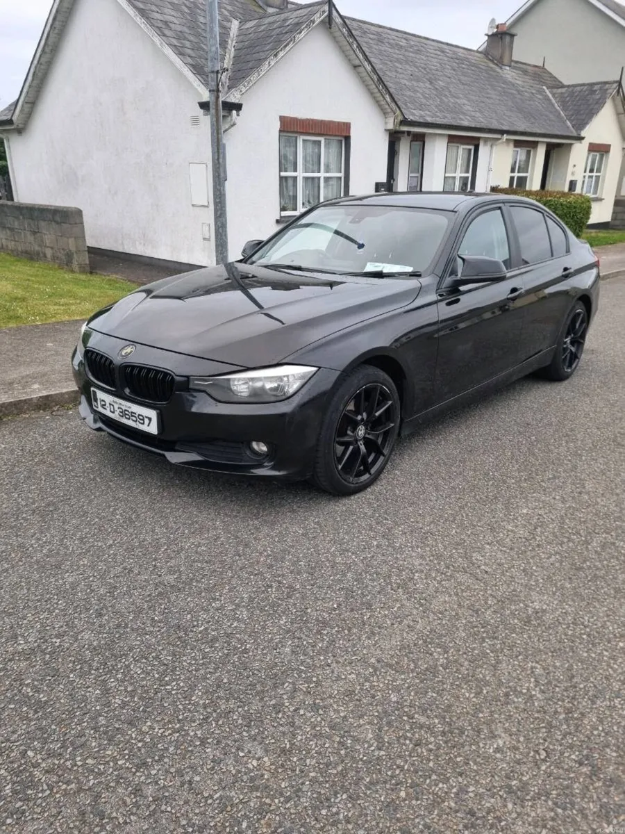 Bmw 318d - Image 2
