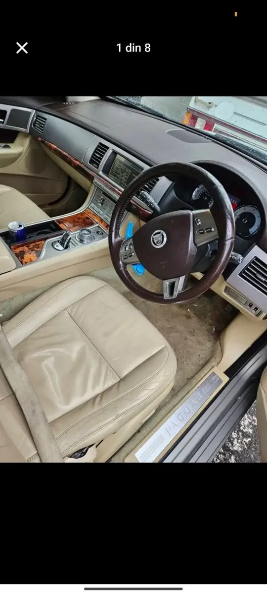 Jaguar XF 2010 - Image 2