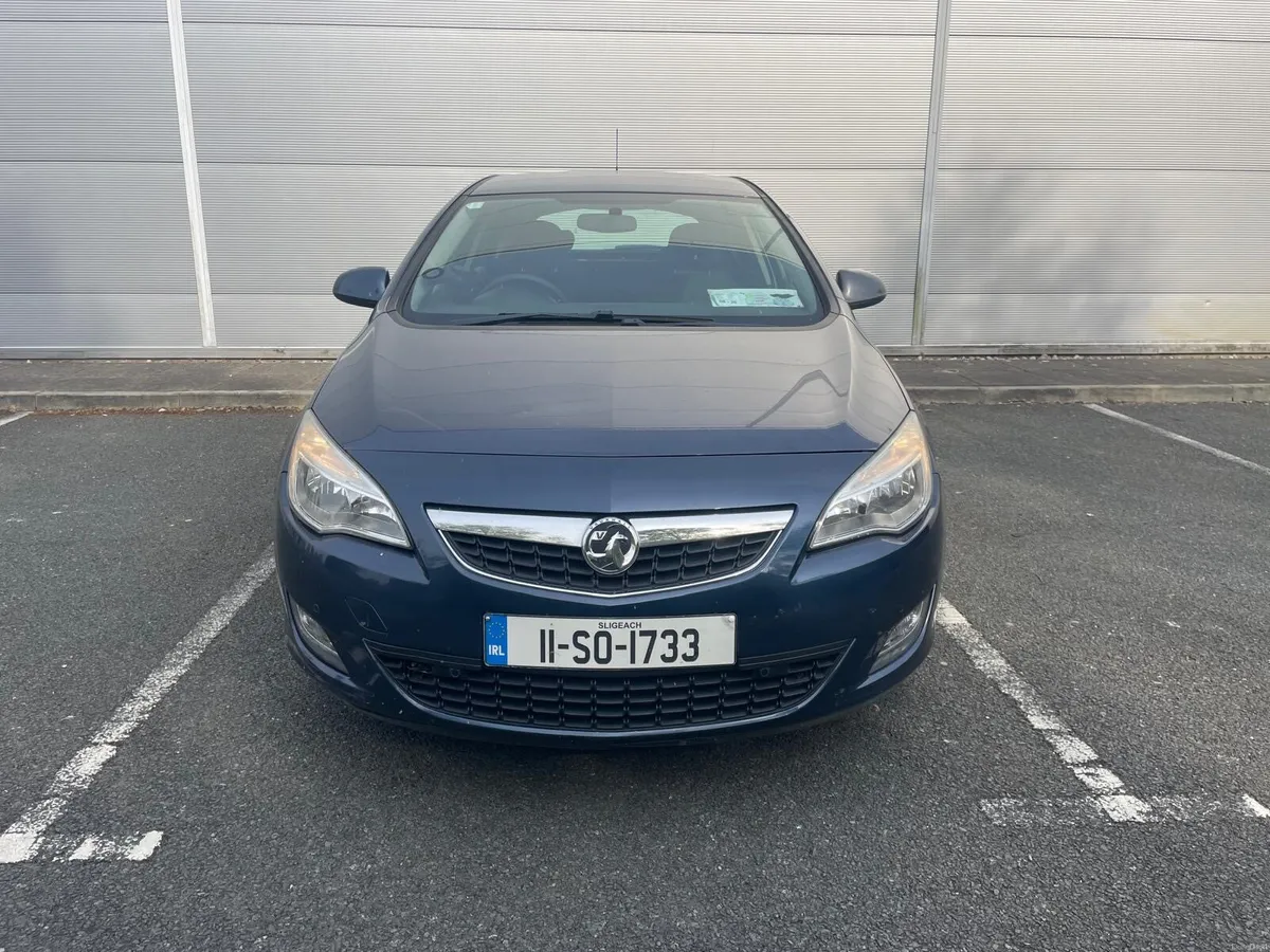2011 Vauxhall Astra NEW NCT - Image 2
