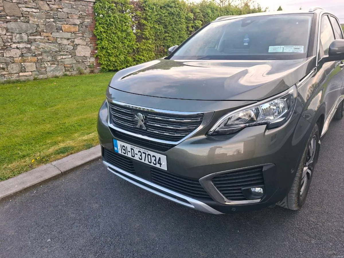 Peugoet 5008 Allure 1.5 Diesel Automatic - Image 2